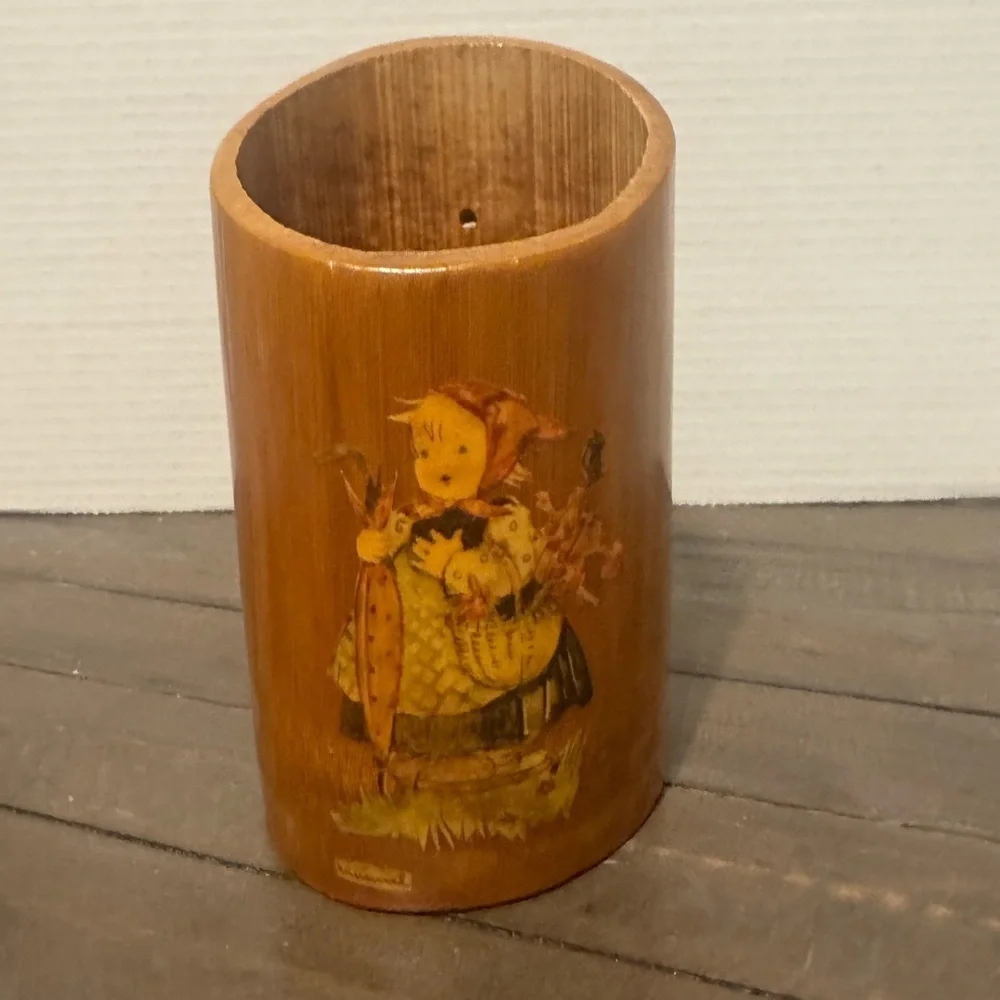 Rustic Brown Wooden Vase with Vintage Illustration